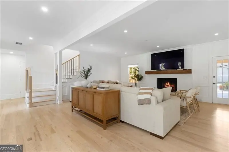 403 Rockbridge Road Sw, Lilburn, GA 30047 - #3