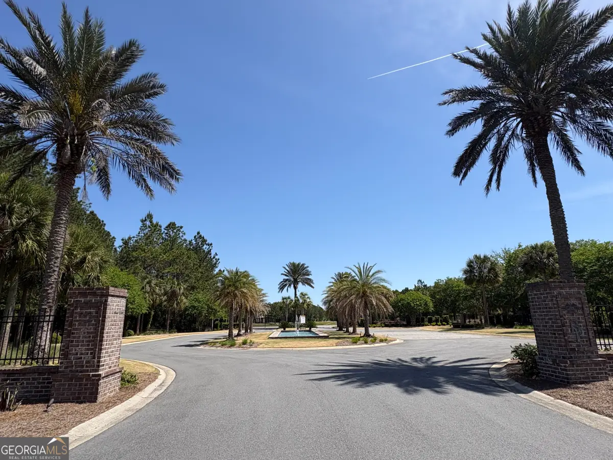 135 Beacon Pointe Parkway, Waverly, GA 31565 - #1