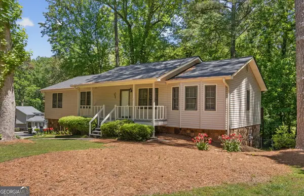 608 Wellington Court, Woodstock, GA 30188