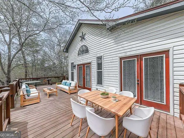 144 Banner Circle, Ellijay, GA 30540