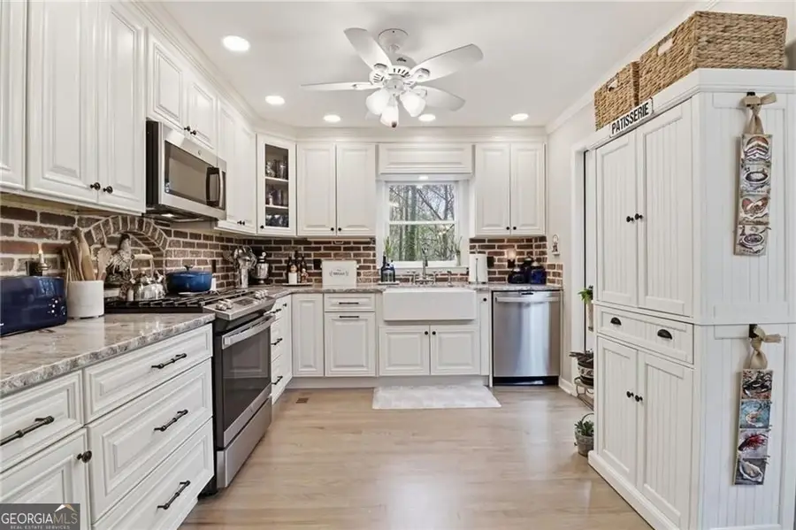 206 Apple Court, Woodstock, GA 30188 - #2