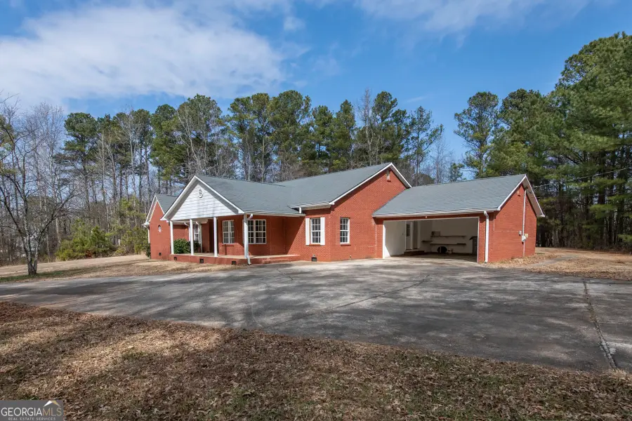 2165 Bakers Bridge Road, Douglasville, GA 30134 - #2