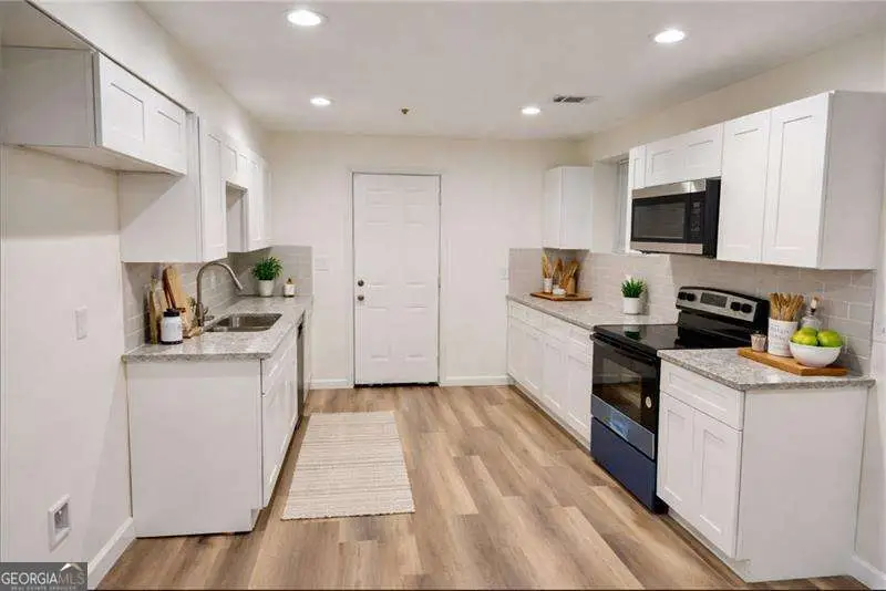 1341 Pine Avenue, Atlanta, GA 30344 - #2