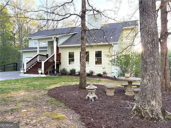 402 Hunters Court, Ball Ground, GA 30107