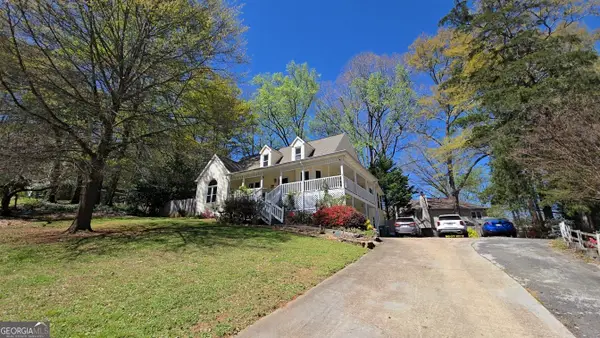 404 Kelly Circle, Woodstock, GA 30188