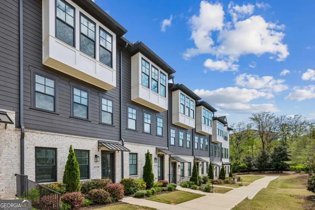 6540 Beacon Drive, Sandy Springs, GA 30328 - #1