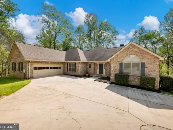 2982 Rivercrest Drive, Gainesville, GA 30507