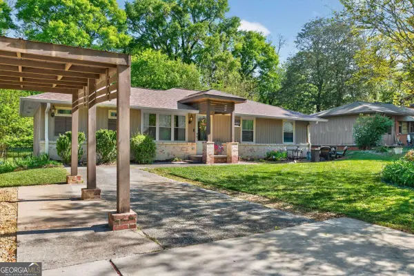4404 Robinson Street, Acworth, GA 30101