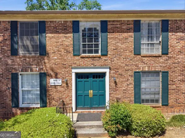 5560 Kingsport Drive Ne #27, Atlanta, GA 30342