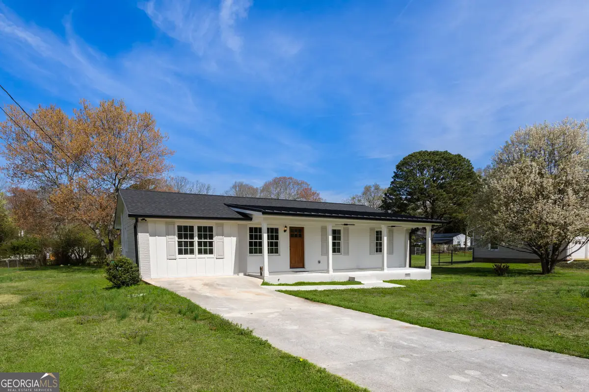 376 Lakewood Drive, Social Circle, GA 30025 - #1
