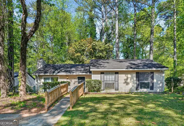 814 Hemingway Road, Stone Mountain, GA 30088