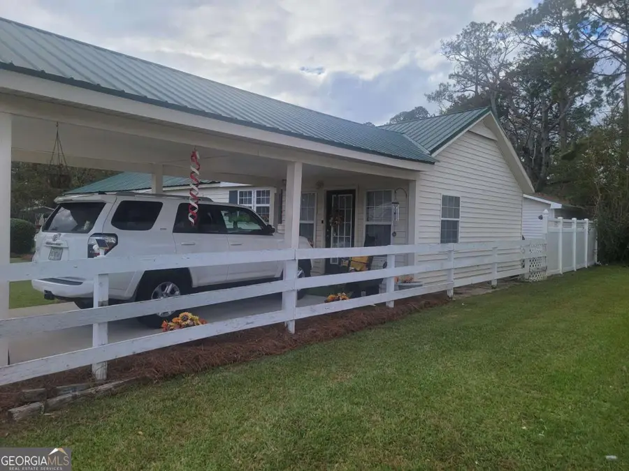 30 S Mccrorie Street, Baxley, GA 31513 - #2