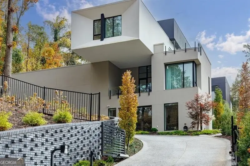 380 W Wesley Road Nw, Atlanta, GA 30305 - #2