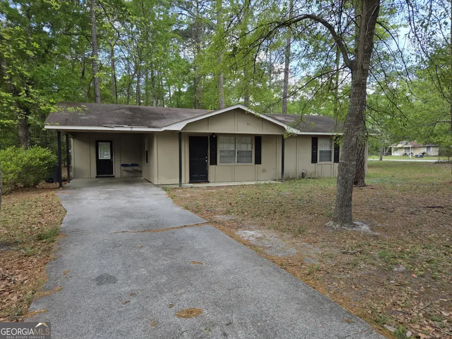 219 Surrey Road, Hinesville, GA 31313 - #2