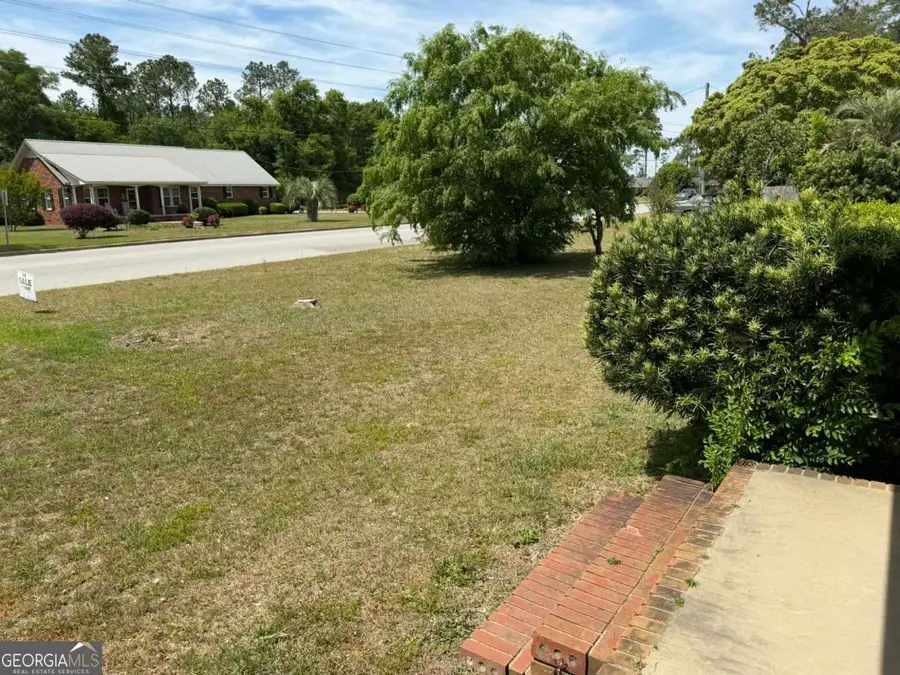 311 Douglas Street, Alma, GA 31510 - #2