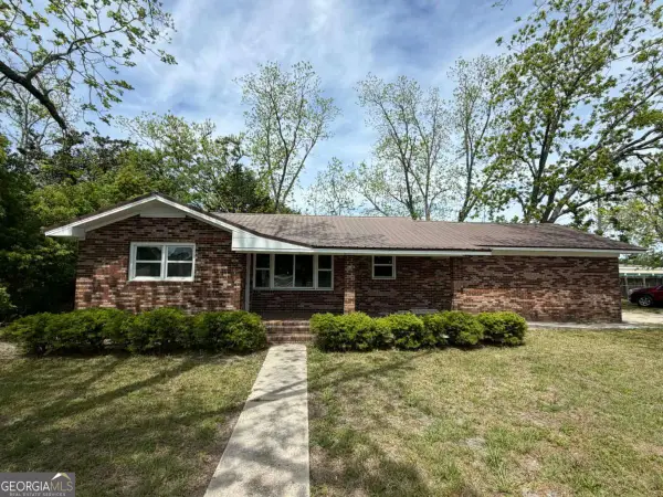 813 W 12th Street, Alma, GA 31510