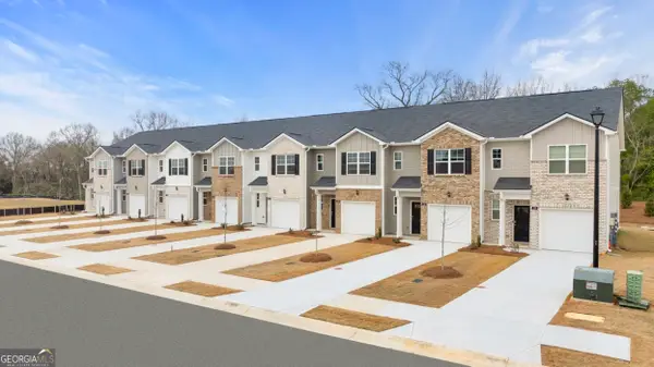 212 Kenmore Circle, Perry, GA 31069