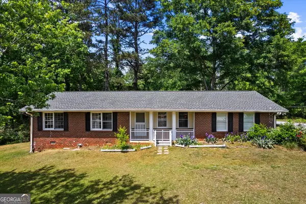 999 Chestnut Oak Court, Lawrenceville, GA 30046