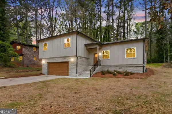 2911 Pine Valley Circle, East Point, GA 30344