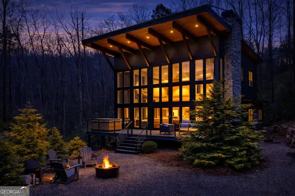 205 Turtle Cove, Clayton, GA 30525