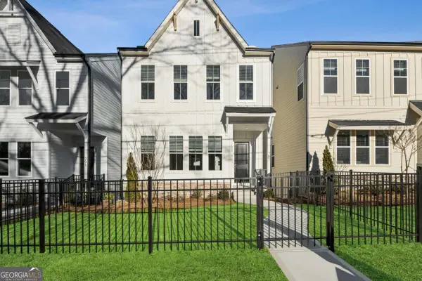 787 Auguste Avenue, Scottdale, GA 30079