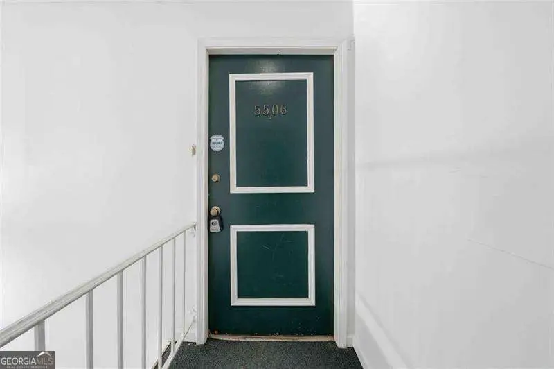 5506 Kingsport Drive, Atlanta, GA 30342 - #2