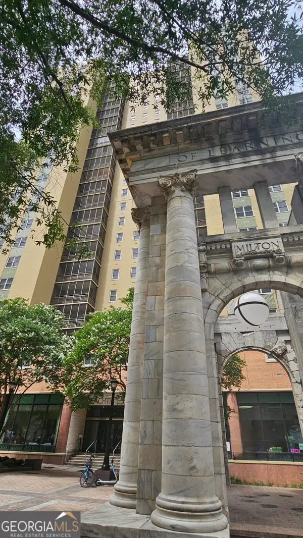 300 W Peachtree Street Ne #23 F, Atlanta, GA 30332