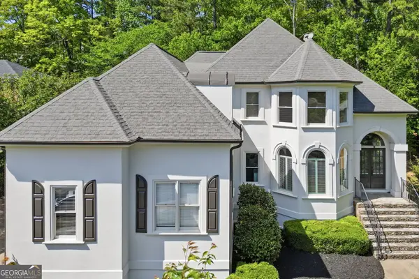 426 Clubview Drive, Woodstock, GA 30189