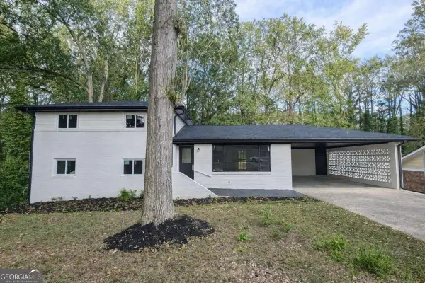 3211 Thrasher Circle, Decatur, GA 30032