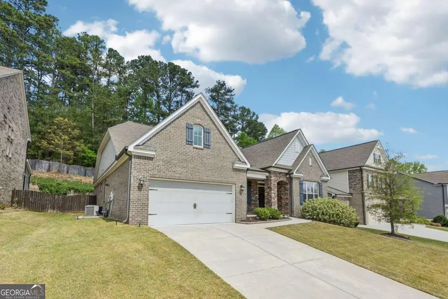 330 La Perla Drive, Sugar Hill, GA 30518 - #2