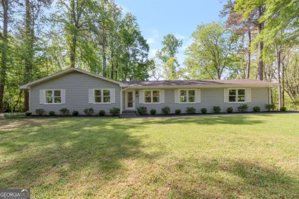 220 Burnie Road, Woodstock, GA 30188