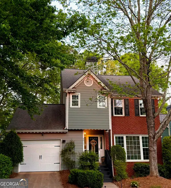 2011 Eagle Glen Road, Alpharetta, GA 30022