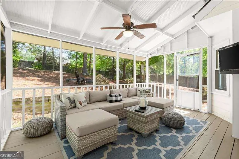 2124 Hawthorne Point, Marietta, GA 30062 - #2