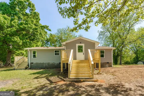 1412 Floyd Circle, Gainesville, GA 30507