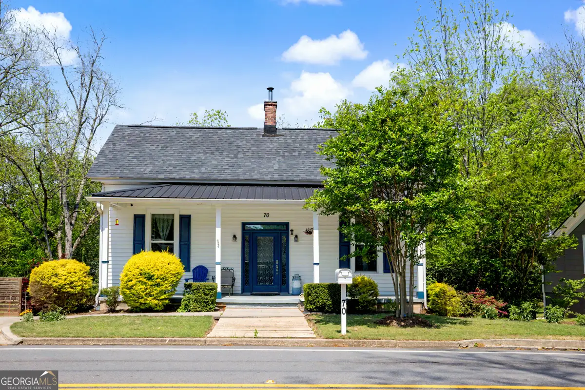 70 E Washington Street, Newnan, GA 30263 - #1