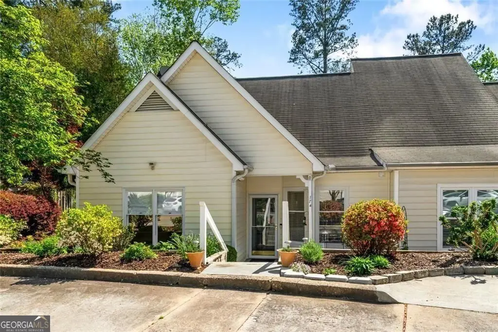 174 Victoria Way, Roswell, GA 30075 - #1