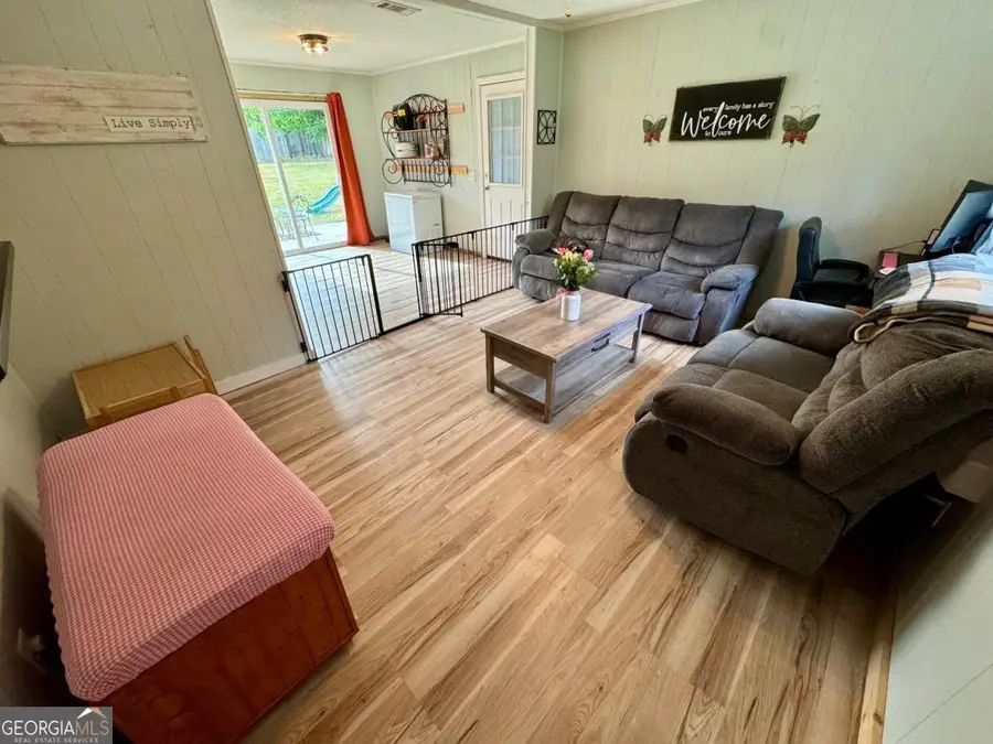 109 Hemlock Street, Fitzgerald, GA 31750 - #2