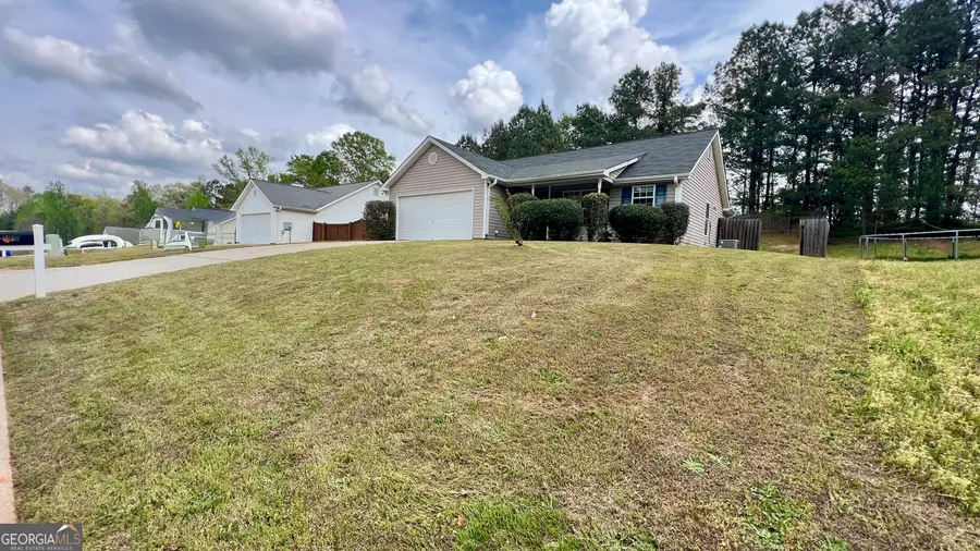 195 Creekside Drive, Grantville, GA 30220 - #3