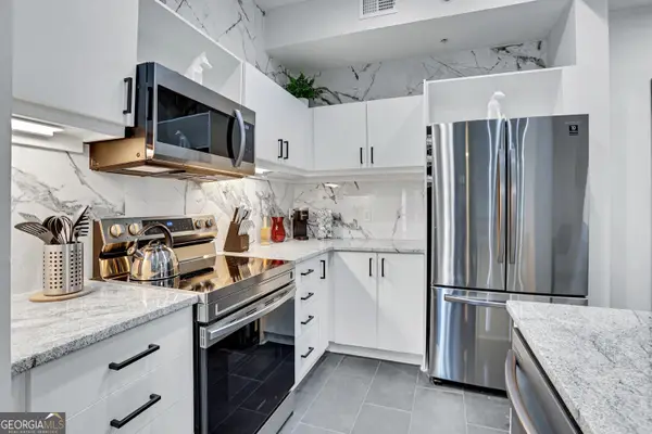 390 17th Street Nw #6006, Atlanta, GA 30363