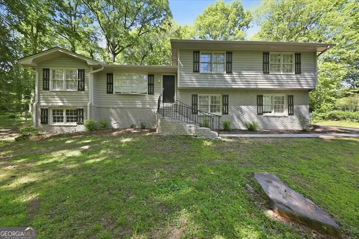 737 Mountainbrooke Circle, Stone Mountain, GA 30087 - #1