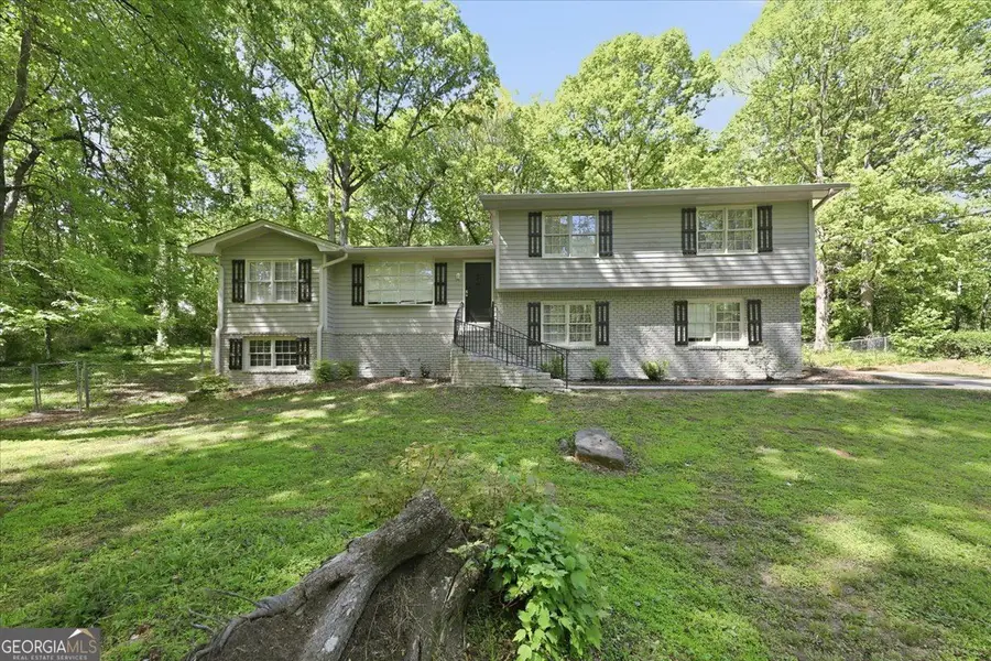 737 Mountainbrooke Circle, Stone Mountain, GA 30087 - #2