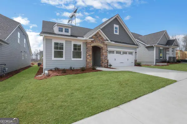 325 Conifer Lane, Ball Ground, GA 30107