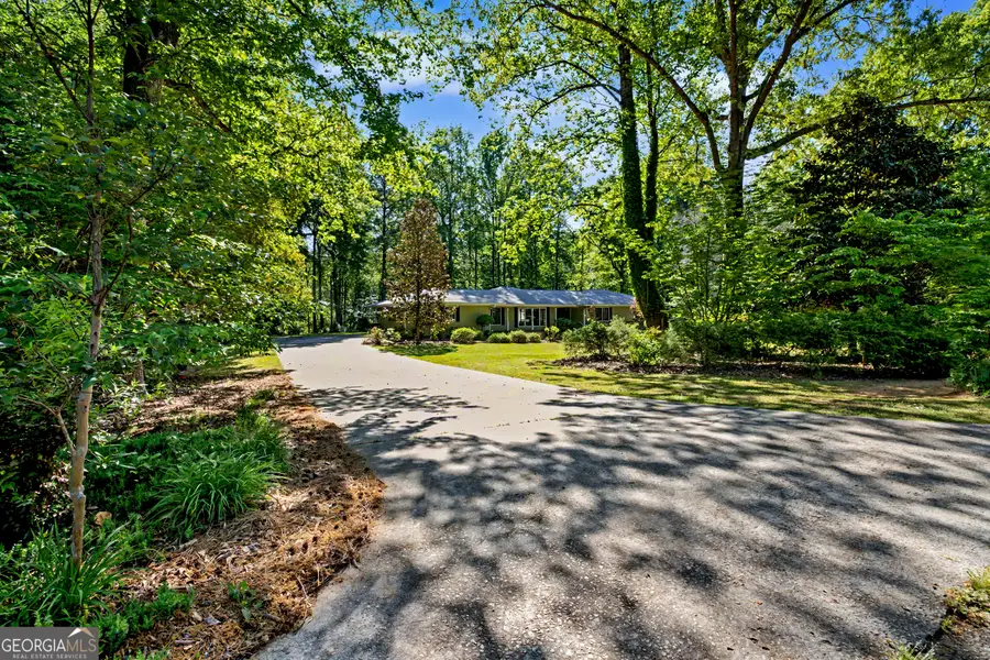 490 Hawthorne Drive, Fayetteville, GA 30214 - #2