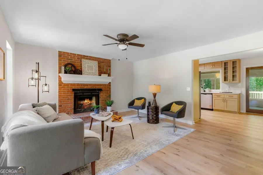 4661 Spring Ridge Drive, Flowery Branch, GA 30542 - #2