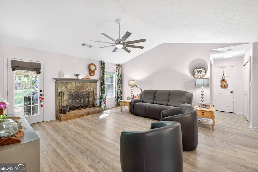 353 Glenmoor Place, Winder, GA 30680 - #3