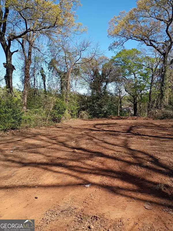 1120 Oak Knoll Ter, Atlanta, GA 30315