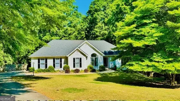 37 Inland Circle, Newnan, GA 30263