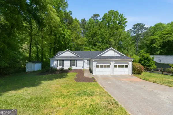 902 Riverstone Way, Woodstock, GA 30188