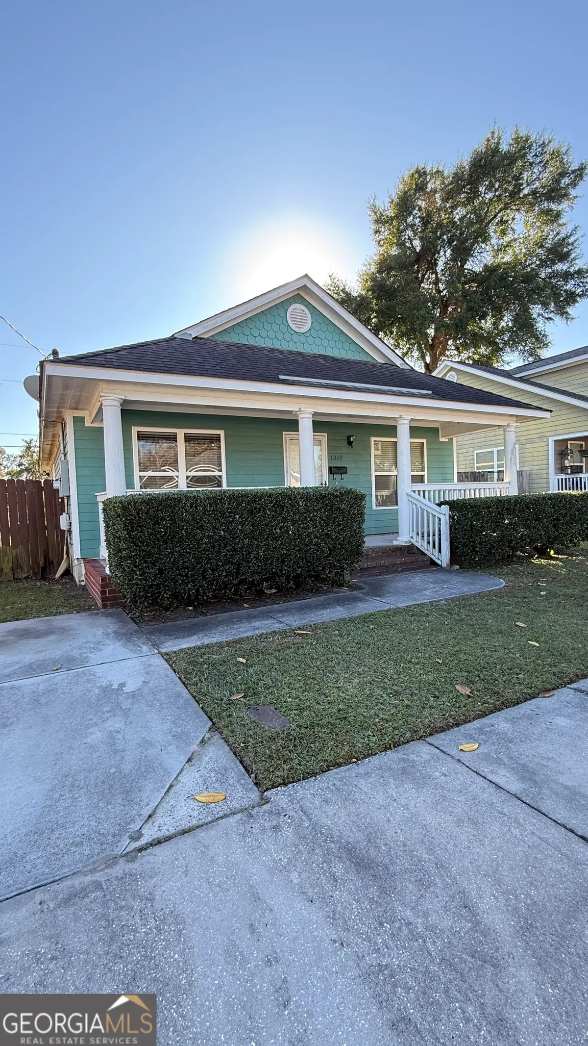 1219 E Waldburg Street, Savannah, GA 31404 - #1