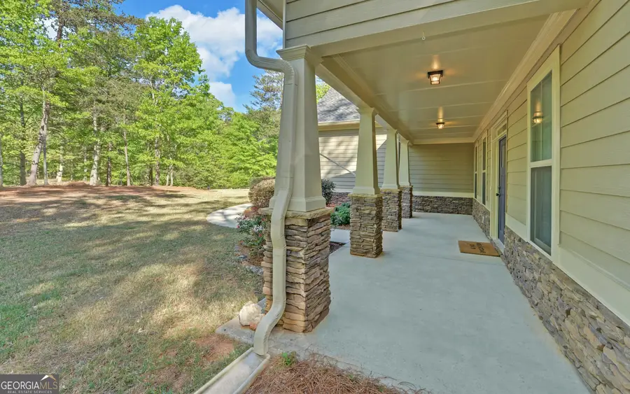 255 Abbington Way, Clarkesville, GA 30523 - #2